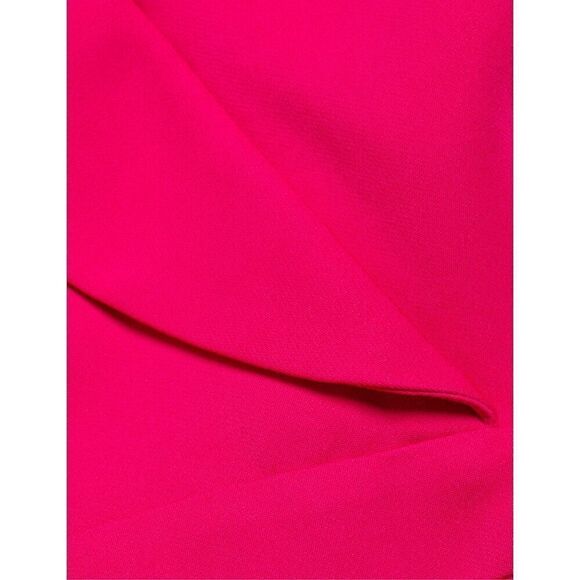 Emilia George 💚 - Picture 7 of 15